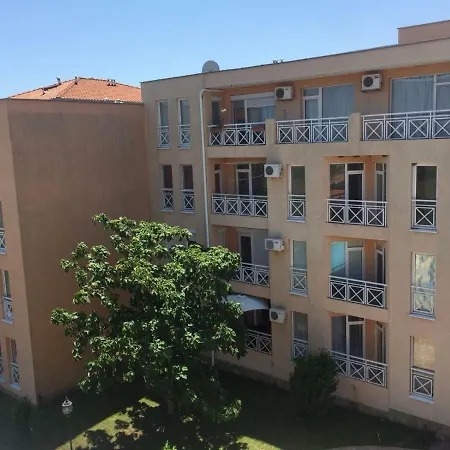 Sunny Day 6 סאני ביץ'